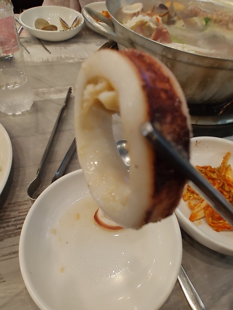 해물왕창손칼국수조개전골 이미지