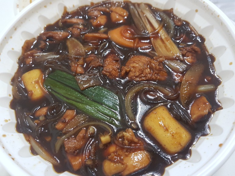 모아모찜닭 이미지