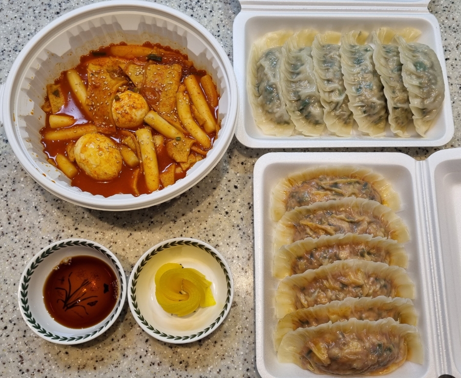 건우네얇은피만두 이미지