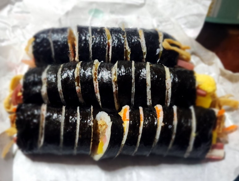예니김밥 이미지