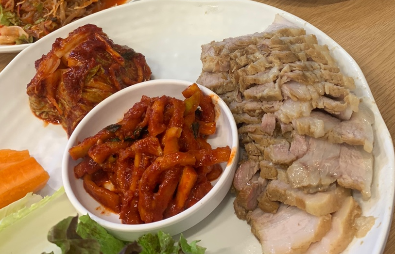 황금족발수원성대점 이미지