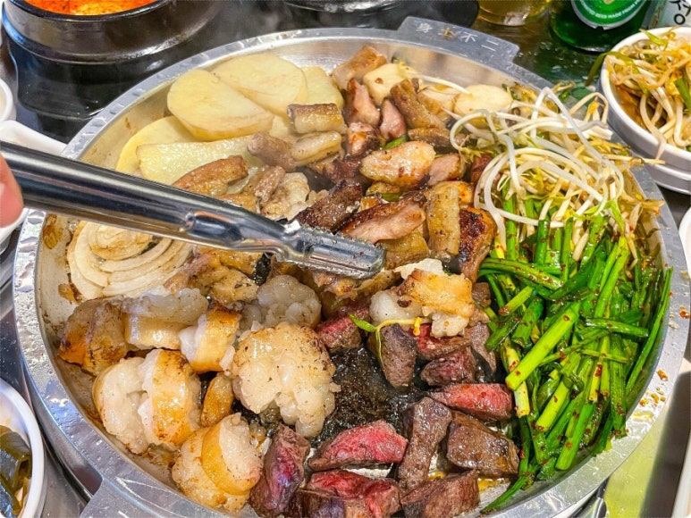 황소돌곱창구이 이미지