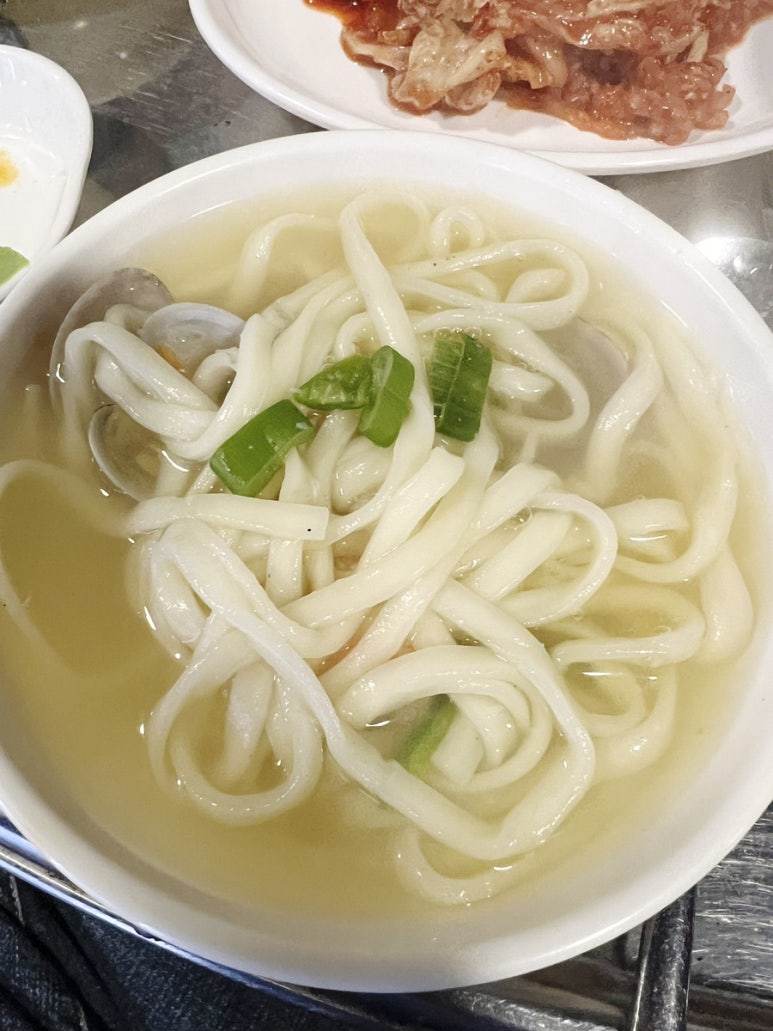 조개까는포차 이미지