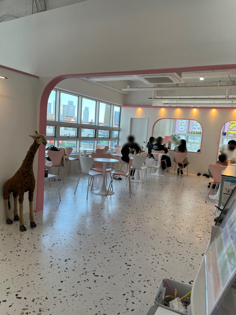카페알쏭달쏭 이미지