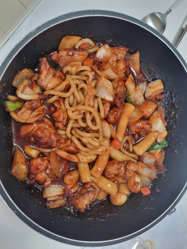 꾸메바베큐치킨 이미지