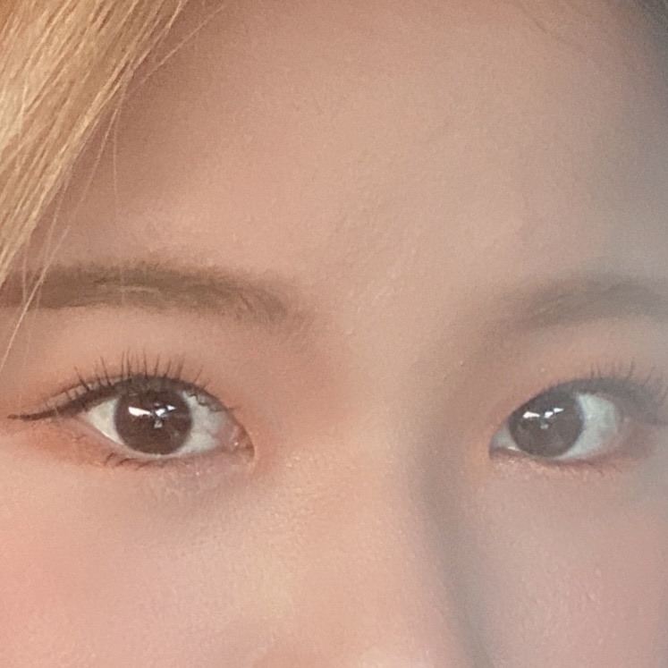 아무네일 속눈썹 이미지