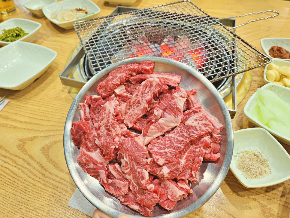 동변안동생갈비 이미지