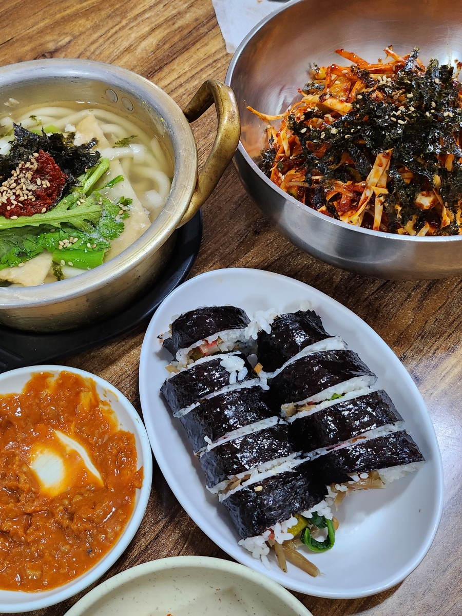 토탈먹거리방 이미지