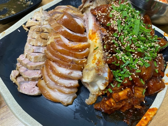허브영양족발 이미지
