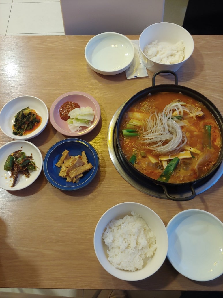 도란도란밥뜰 이미지
