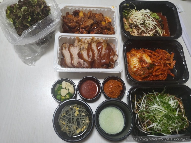 돈돈보쌈족발 이미지