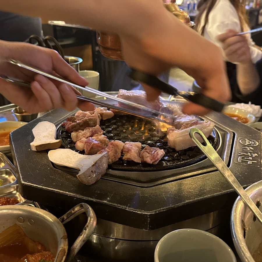 홍쓰투어 이미지