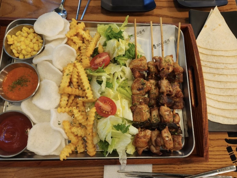 꼬치의 품격(영종운서점) 이미지
