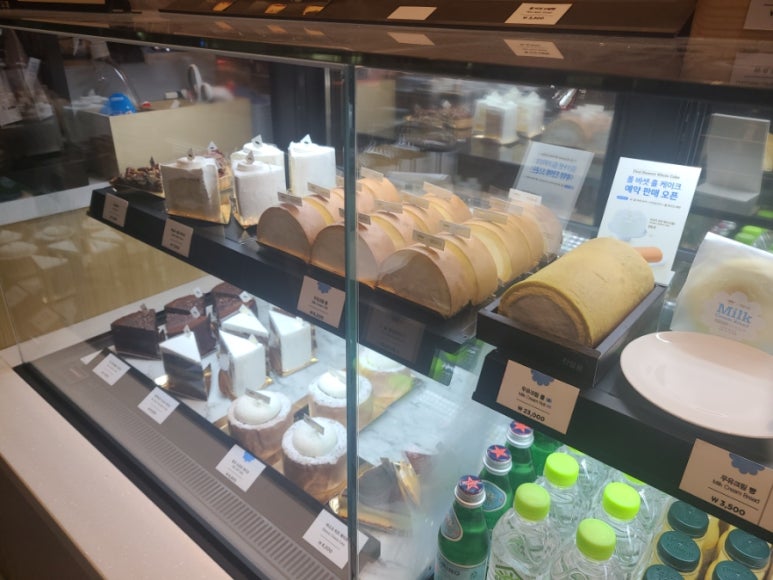 폴바셋현대프리미엄아울렛남양주점 이미지