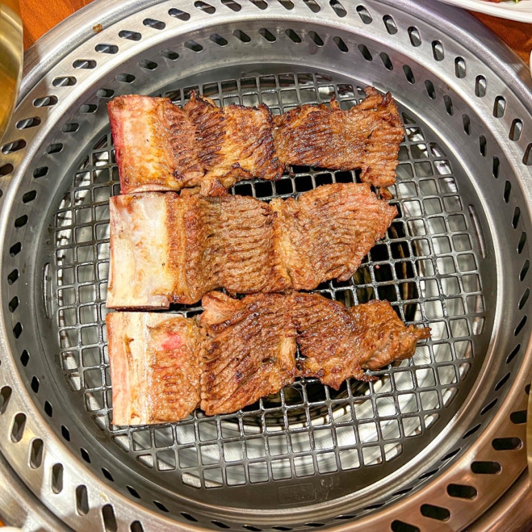 더아방 이미지