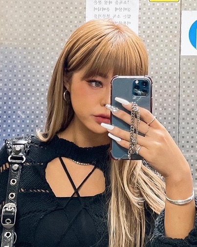 유이즈네일 이미지