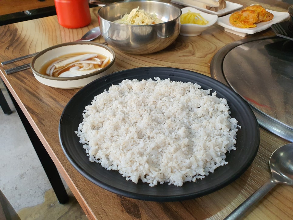 장어만찬 이미지
