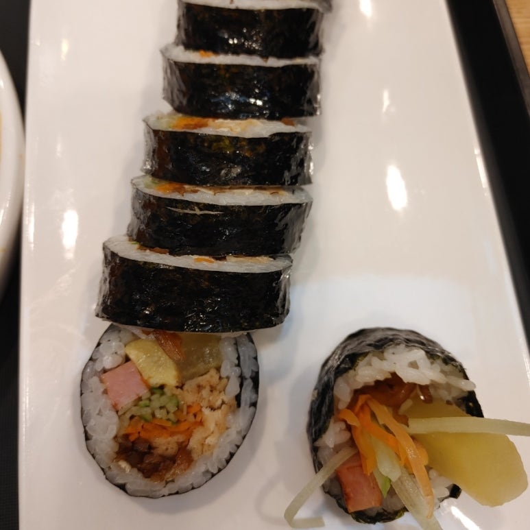 얌샘김밥구리 이미지