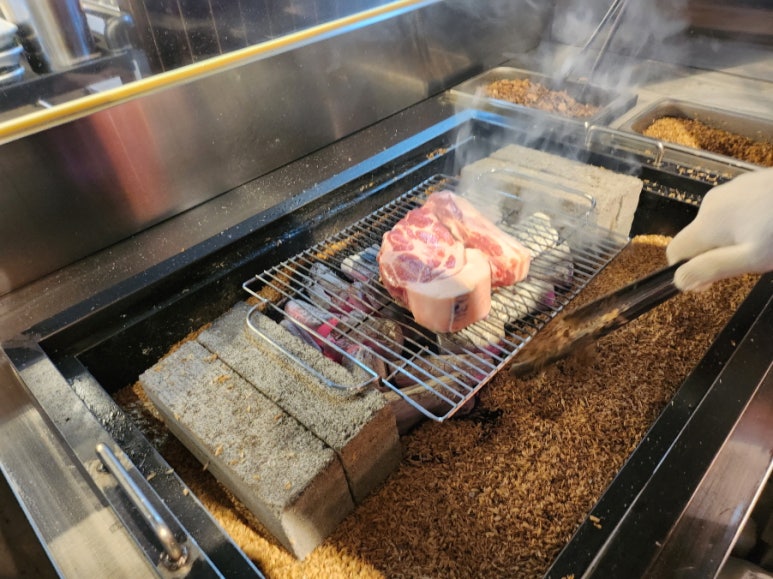 제주더시즈닝협재흑돼지 이미지
