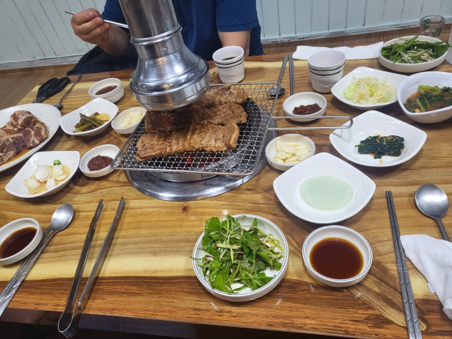 ３３돼지숯불갈비 이미지