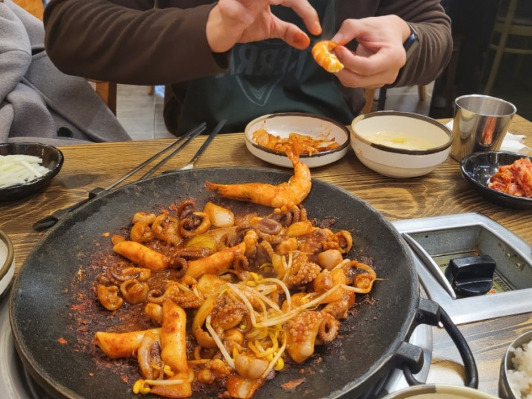 장충쭈꾸미&양푼김치탕 이미지
