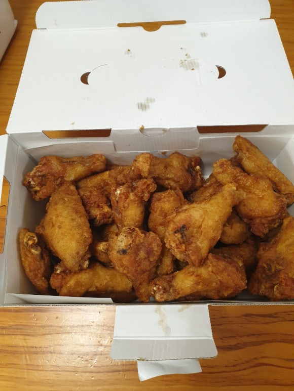 교촌치킨운서점 이미지