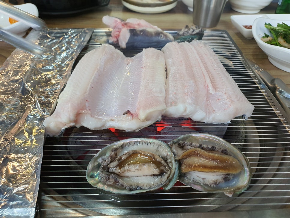 장어만찬 이미지