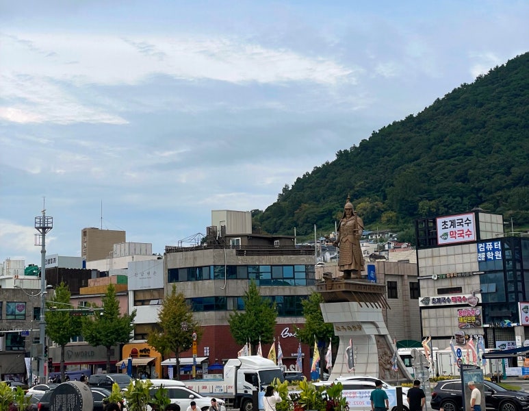 여수바다선어삼합 이미지