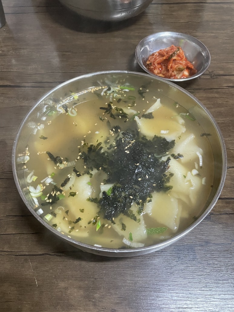 어머니 칼국수 이미지