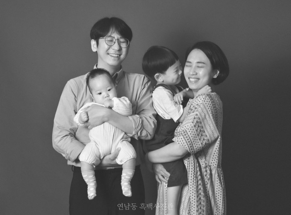 연남동흑백사진관 이미지