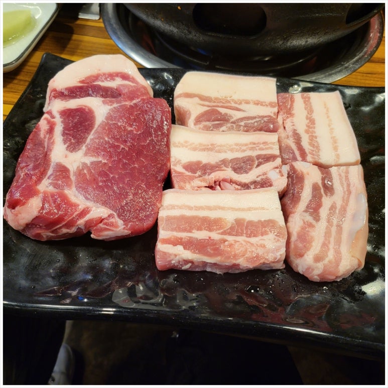 천지연숯화로구이 이미지