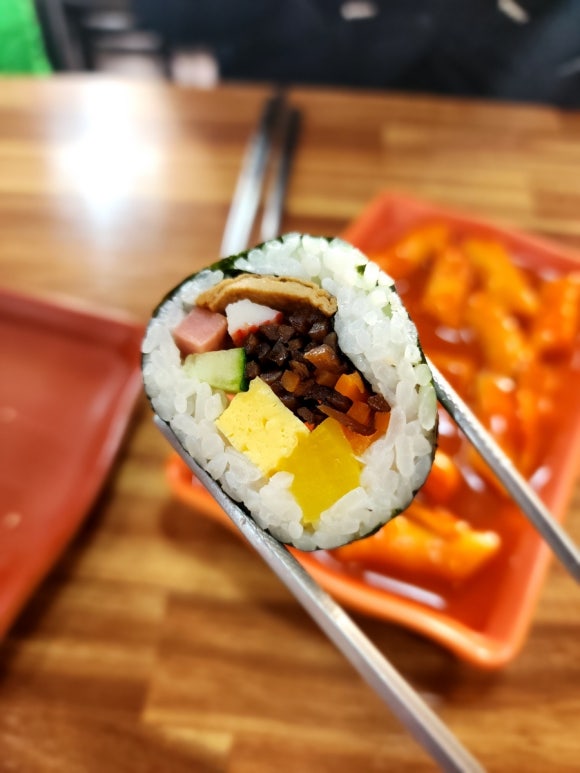 꼬숩 김밥 이미지