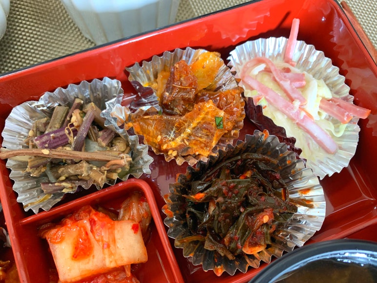 네모치킨 이미지