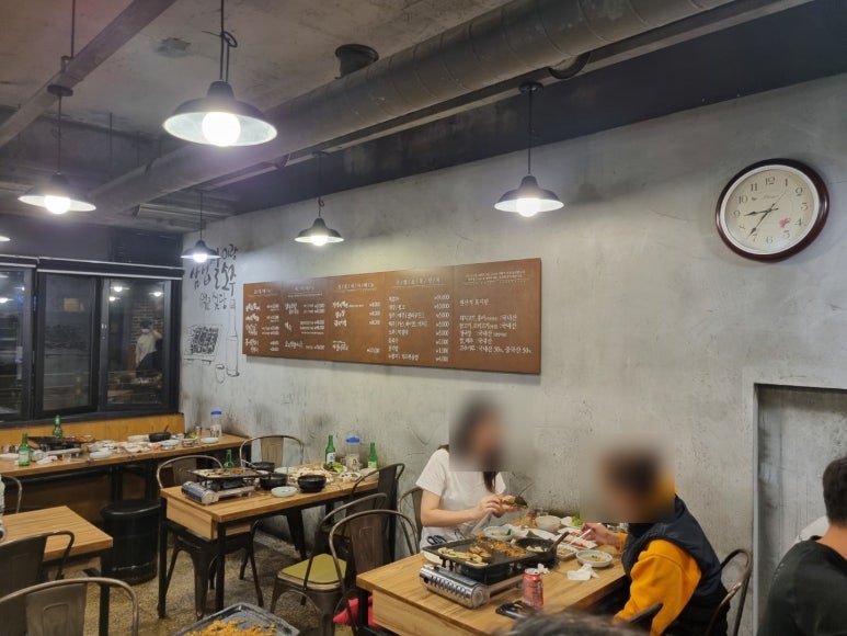 돼지한마당 이미지