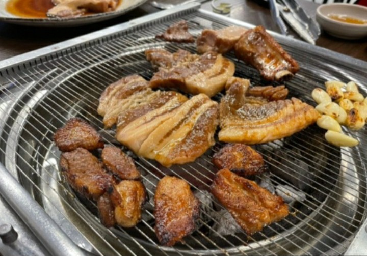 바른고기 숯불양념갈비 이미지