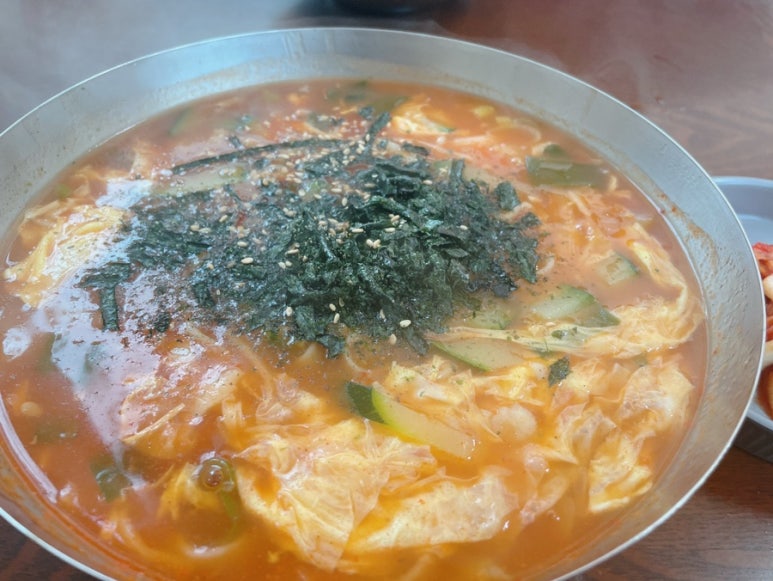 대우칼국수 이미지