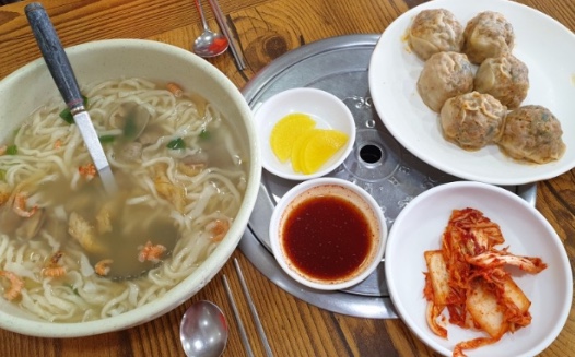 이가네손칼국수 이미지