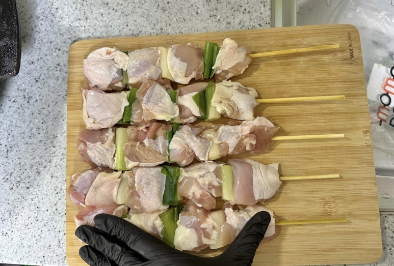 모모닭꼬치 이미지