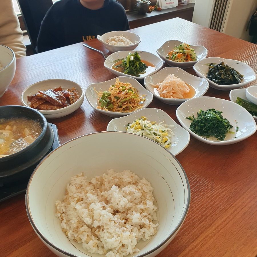 춘심이보리밥 이미지