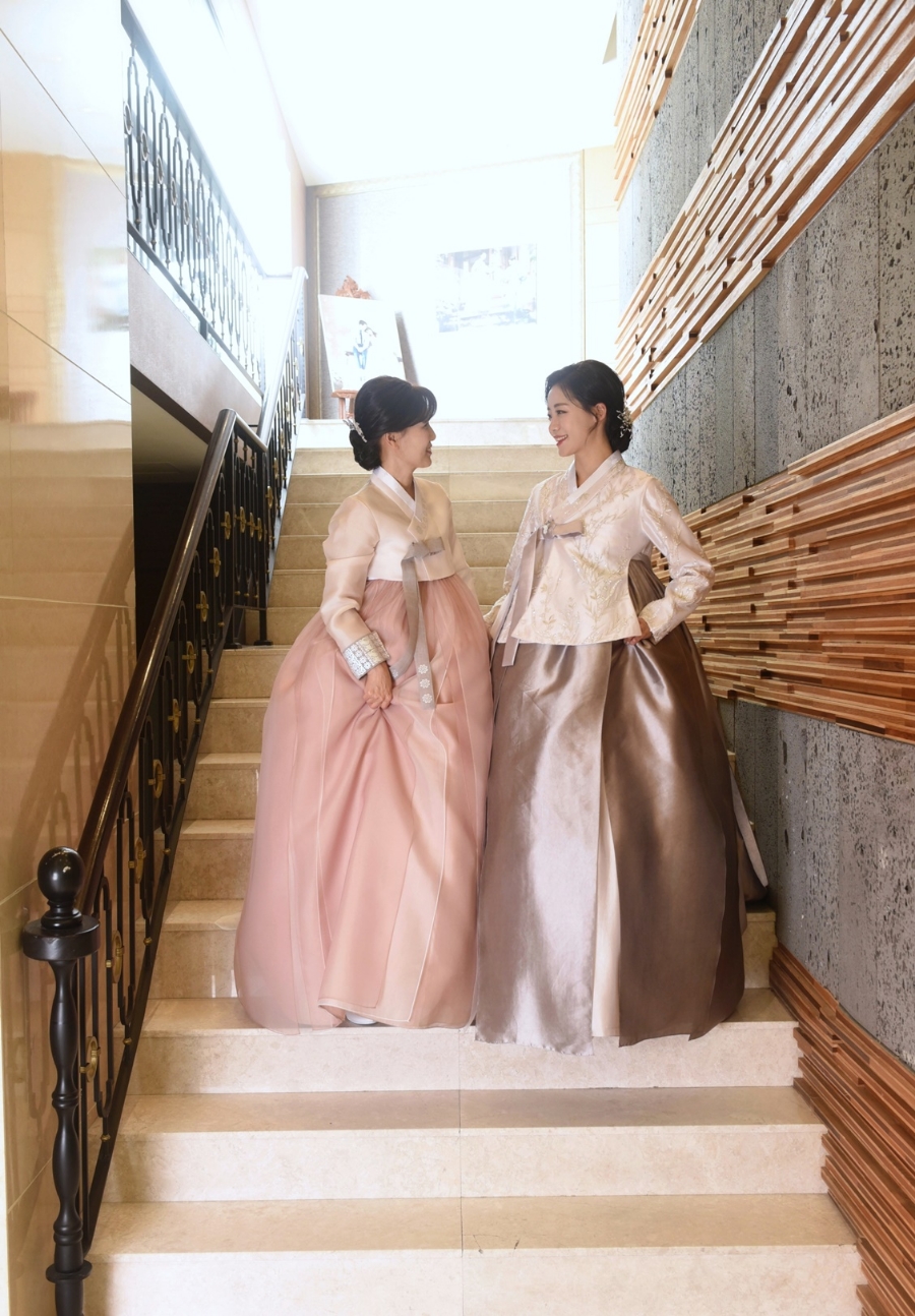 테힐라한복대여맞춤 이미지