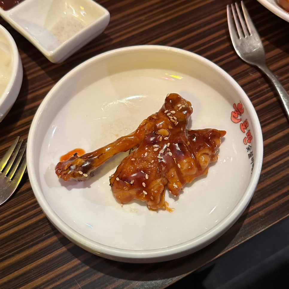 불로만치킨바베큐 이미지
