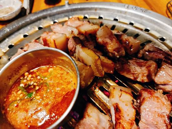 육시락 이미지