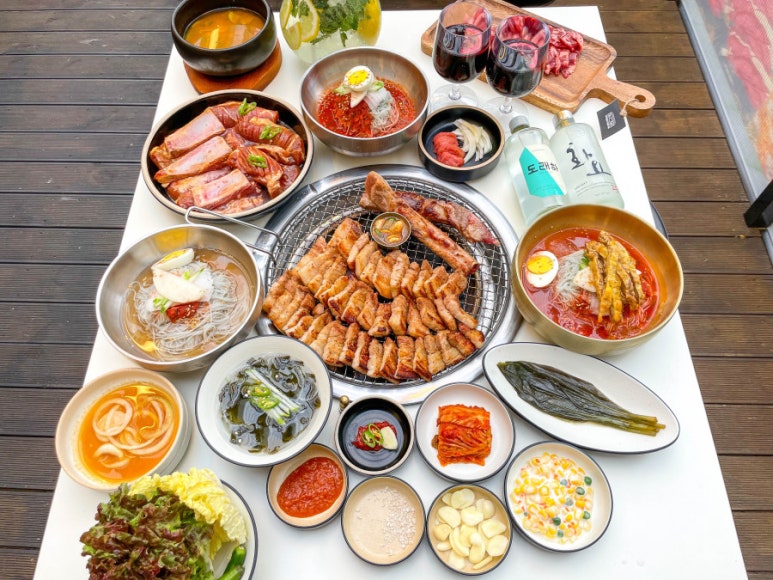 기업숯불구이 이미지