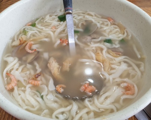 이가네손칼국수 이미지