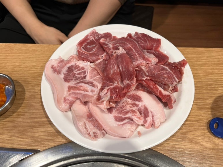 풍성돼지갈비뒷고기전문 이미지