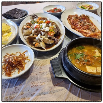 가마솥김치전골 이미지