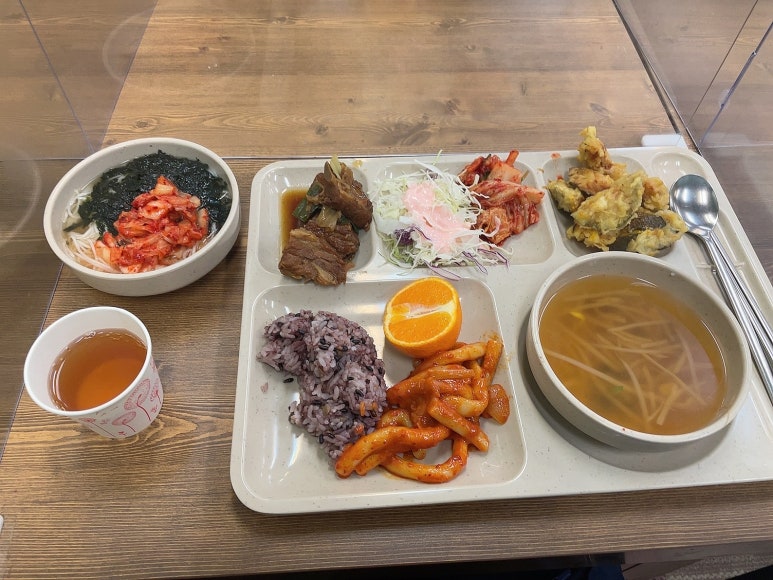 자연애한식뷔페 이미지