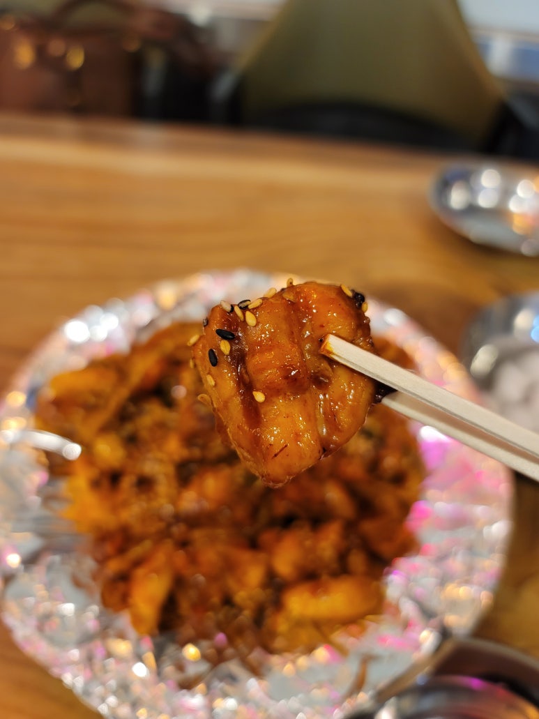동근이숯불두마리치킨수원 이미지