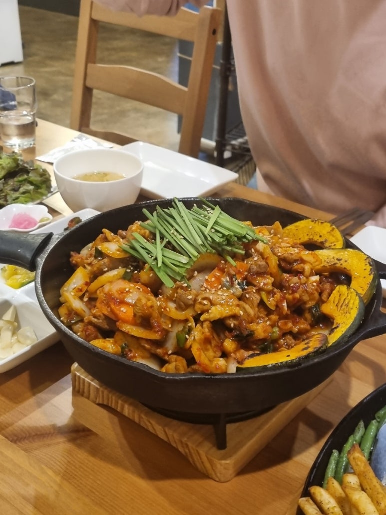 오리덕후밥카페 이미지