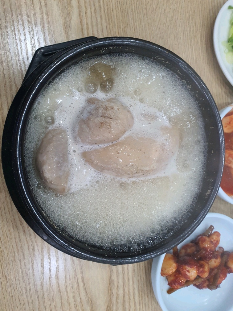 한방삼계탕 이미지